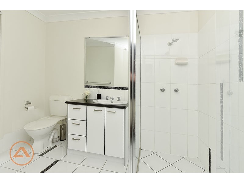 1 TO 3 MITCHELSON DRIVE, Regents Park QLD 4118