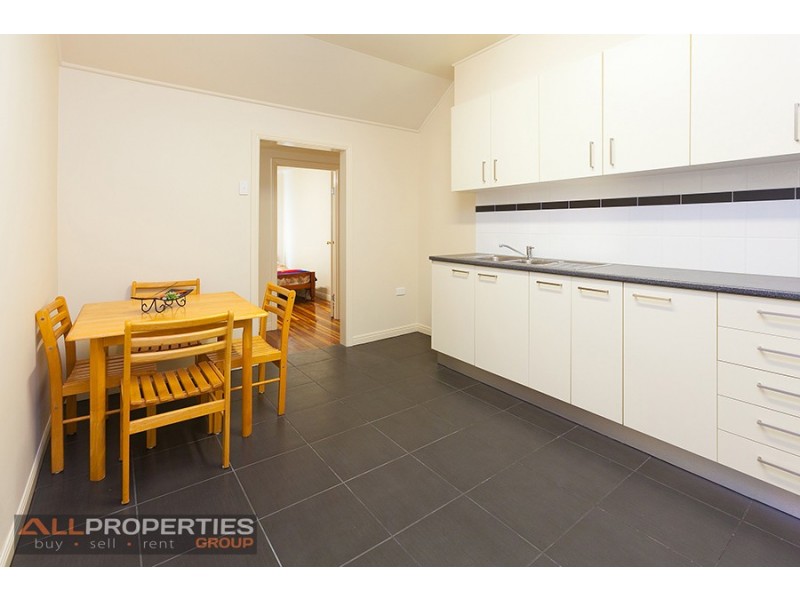 3 Telegraph Lane, North Ipswich QLD 4305