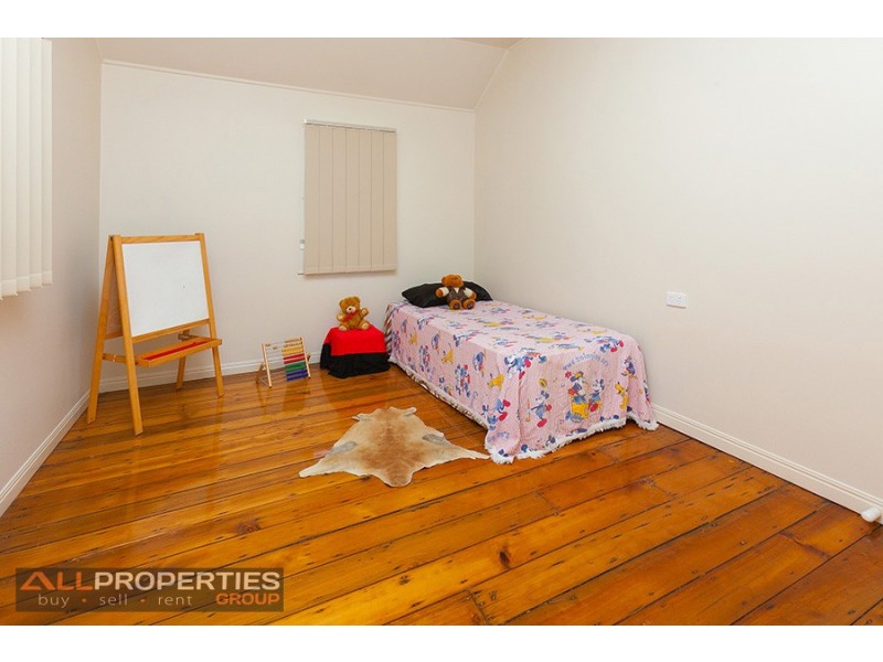 3 Telegraph Lane, North Ipswich QLD 4305