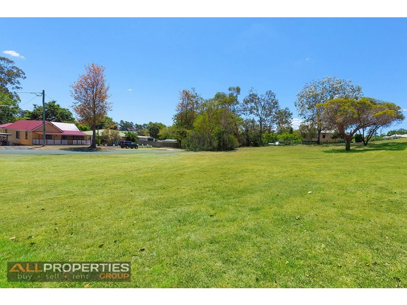 3 Telegraph Lane, North Ipswich QLD 4305