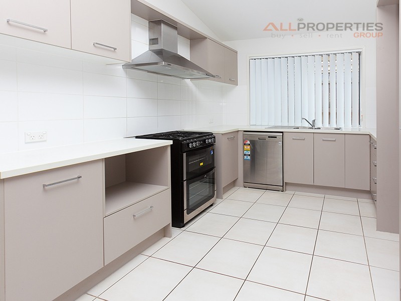 23 Acacia Street, Heathwood QLD 4110