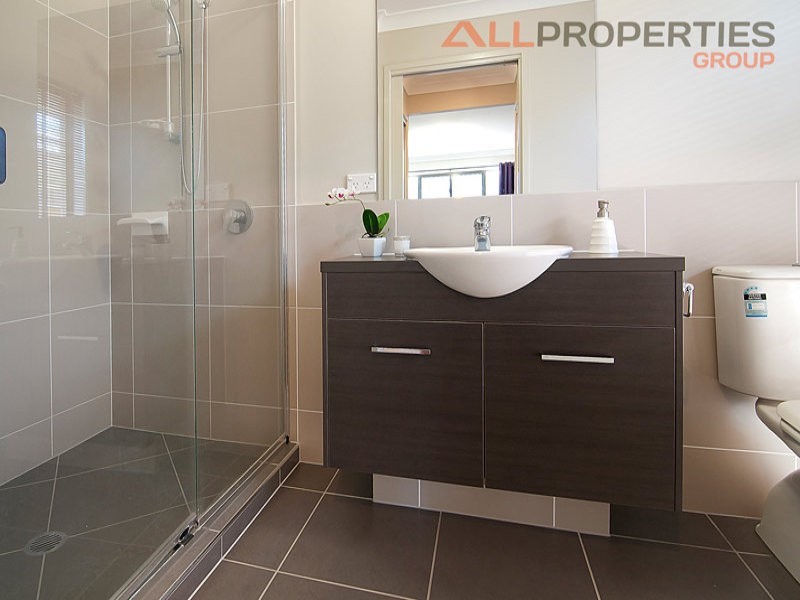 23 Acacia Street, Heathwood QLD 4110