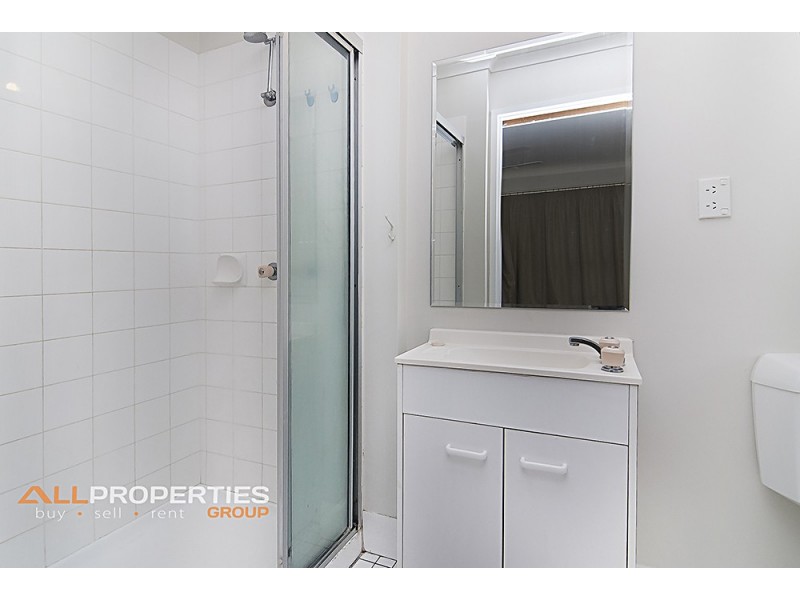 22 ITEA COURT, Regents Park QLD 4118