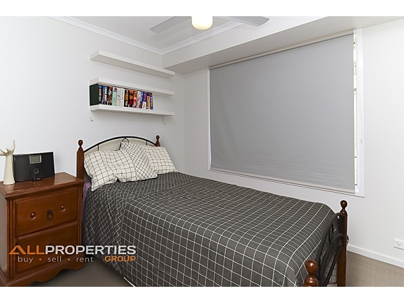 22 ITEA COURT, Regents Park QLD 4118