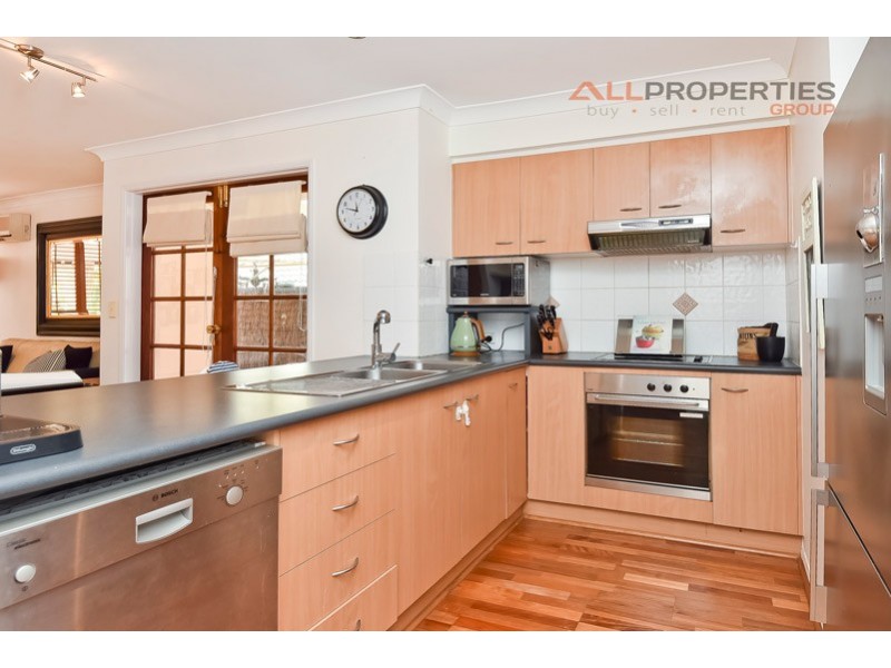 59 Glasshouse Cr, Forest Lake QLD 4078