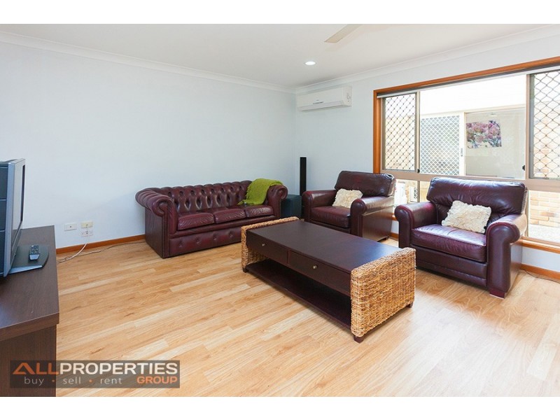 21 Scarlet Place, Forest Lake QLD 4078