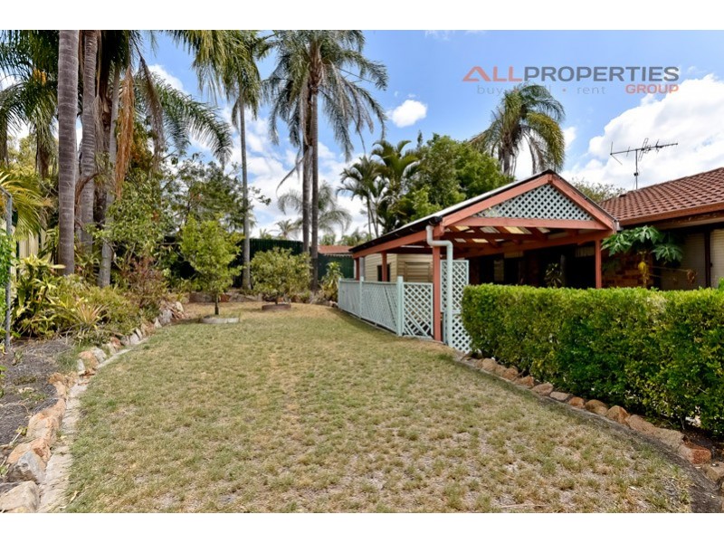 4 Bushland Drive, Regents Park QLD 4118