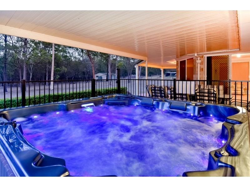 85-87 Horseshoe Crescent, New Beith QLD 4124