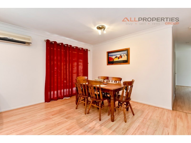 22 Beaufront Place, Forest Lake QLD 4078