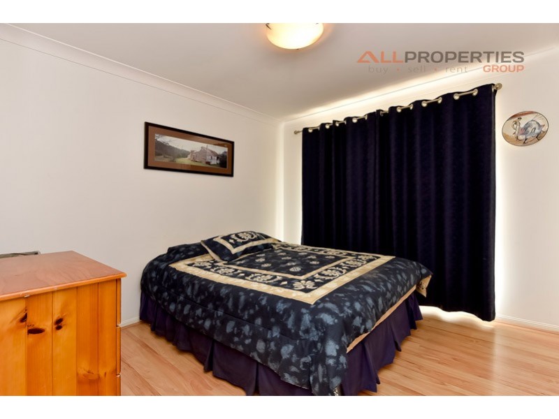 22 Beaufront Place, Forest Lake QLD 4078