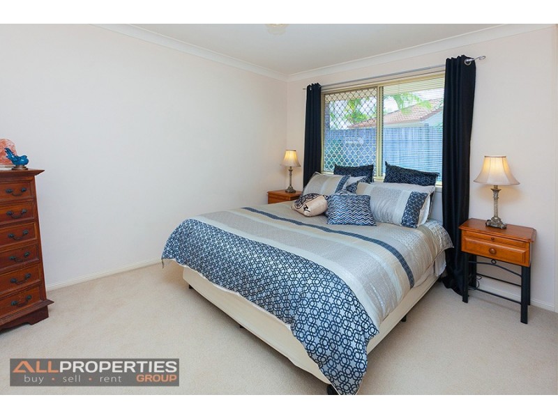 96 Ontario Cres, Parkinson QLD 4115