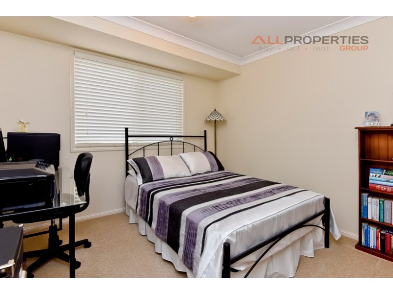 12 Titan Court, Boronia Heights QLD 4124