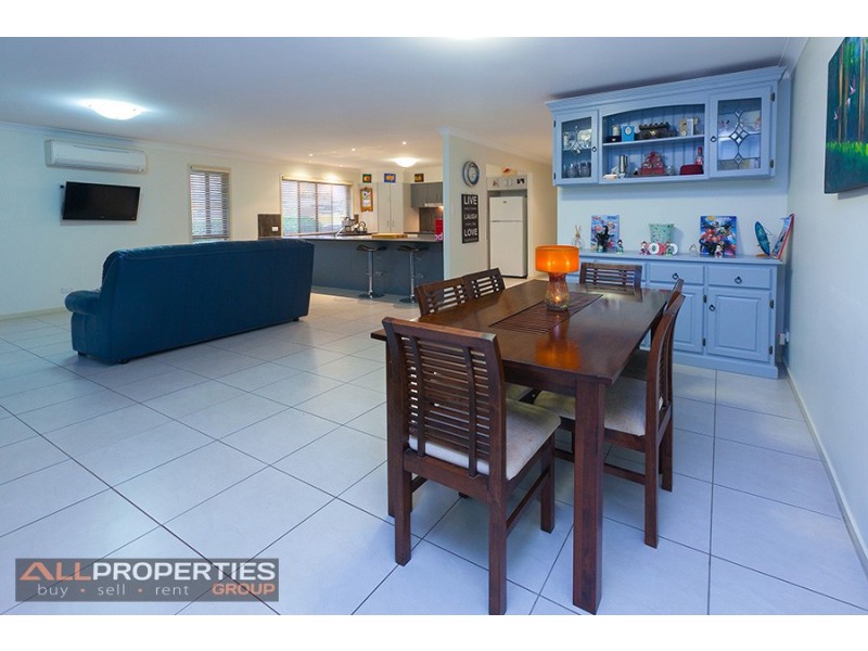 30 Jeff Collins Circuit, Bellbird Park QLD 4300