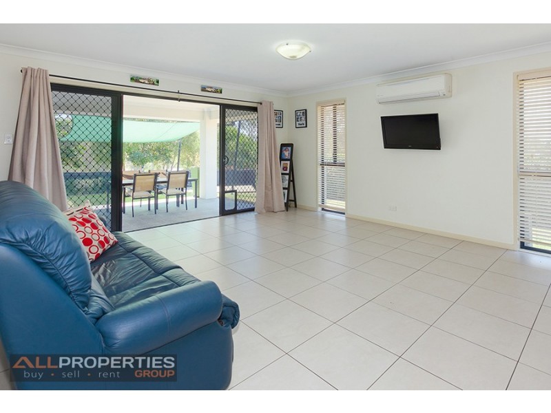 30 Jeff Collins Circuit, Bellbird Park QLD 4300