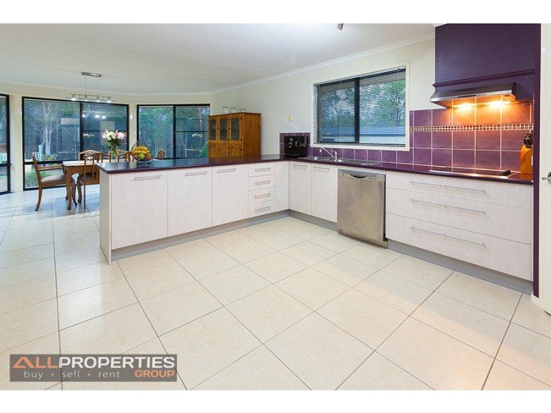 163 – 167 Equestrian Dr, New Beith QLD 4124