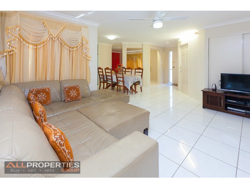 64 Muscari Crescent, Drewvale QLD 4116