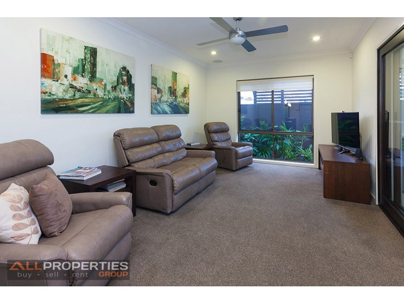 18 Tweeddale Cct, Drewvale QLD 4116