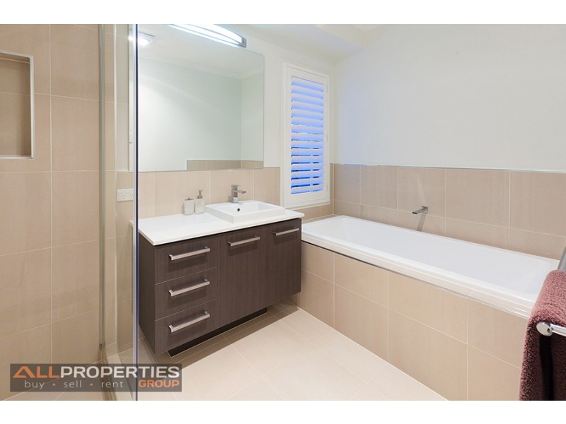 18 Tweeddale Cct, Drewvale QLD 4116