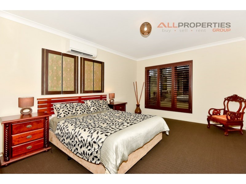 45 Laguna Cr, Springfield Lakes QLD 4300