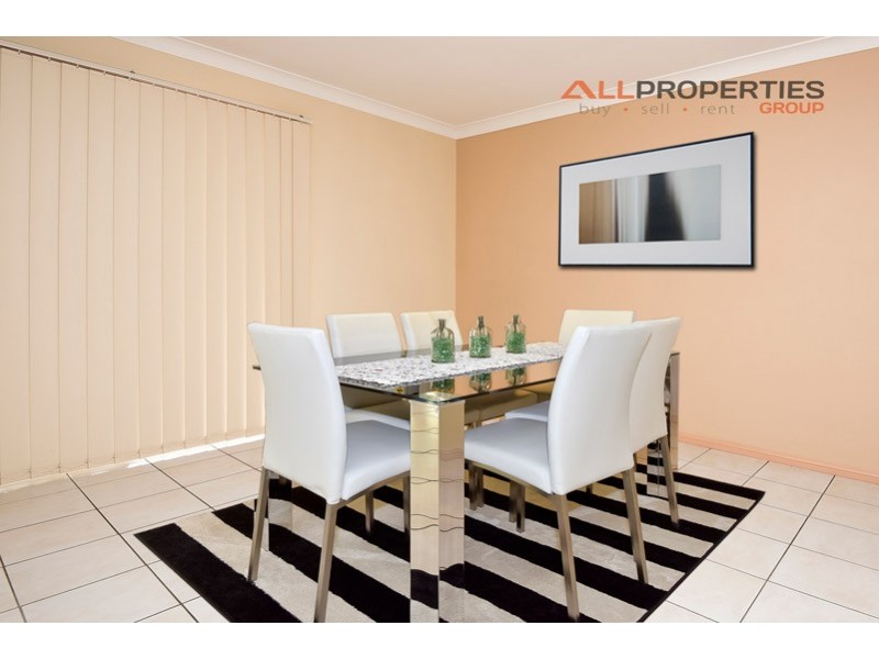 17 Glenlee Place, Parkinson QLD 4115