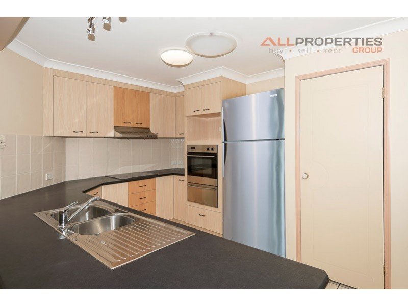 17 Glenlee Place, Parkinson QLD 4115