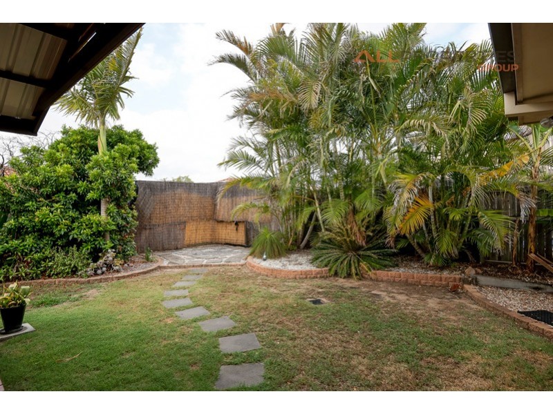 17 Glenlee Place, Parkinson QLD 4115