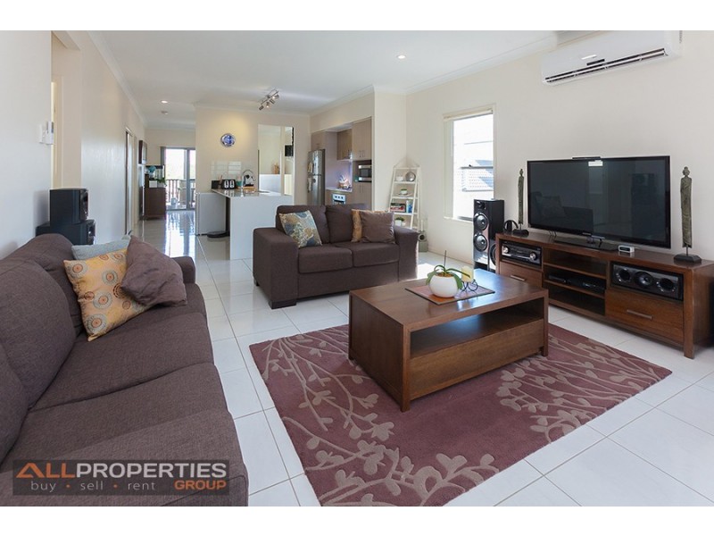 20 Laguna Crescent, Springfield Lakes QLD 4300