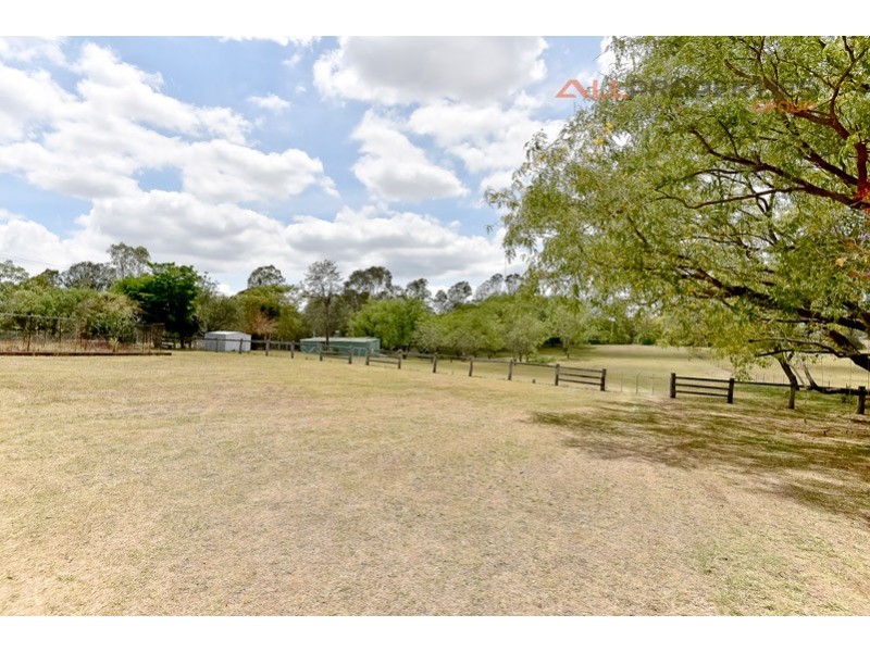 55 Hogan Street, Chambers Flat QLD 4133