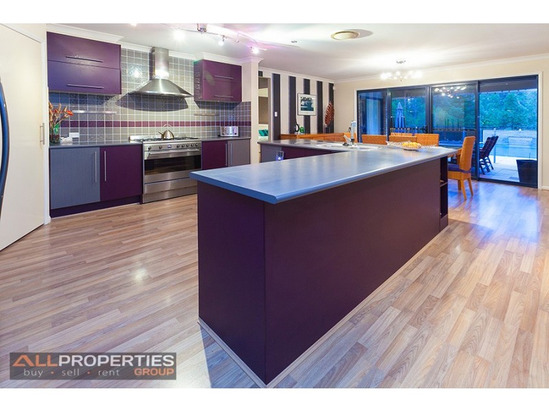 1-3 Parakeet Court, Greenbank QLD 4124