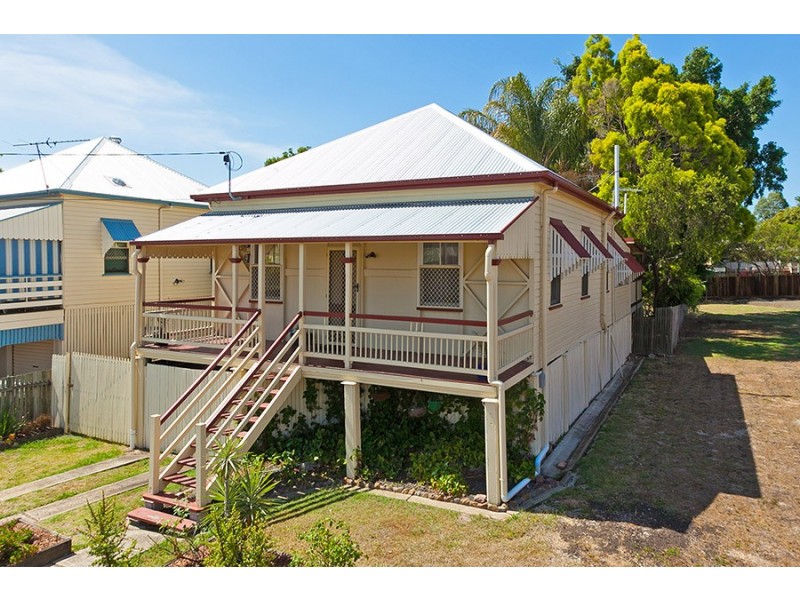 3 Moffatt Street, Ipswich QLD 4305