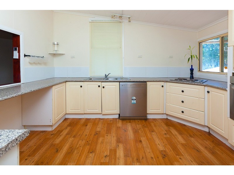 3 Moffatt Street, Ipswich QLD 4305
