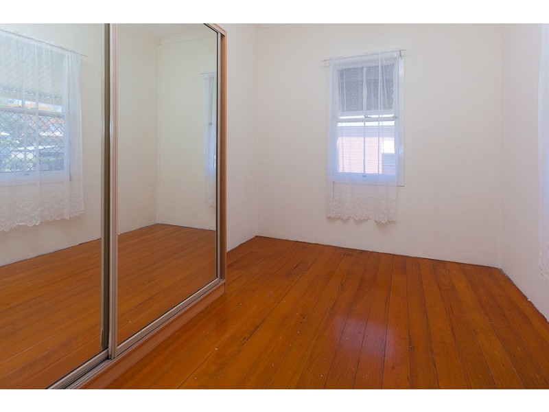 3 Moffatt Street, Ipswich QLD 4305