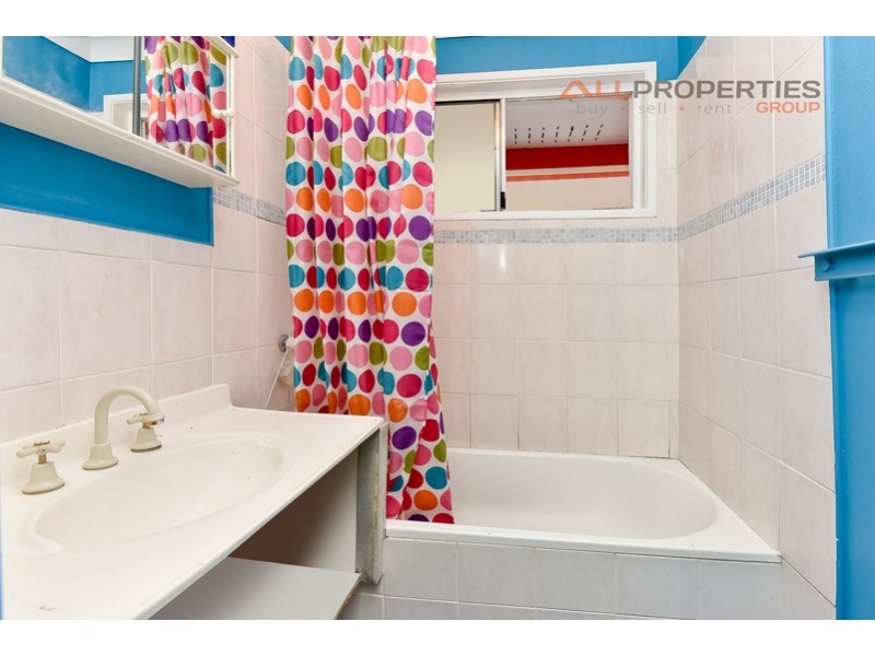 22 Akama Rd, Durack QLD 4077