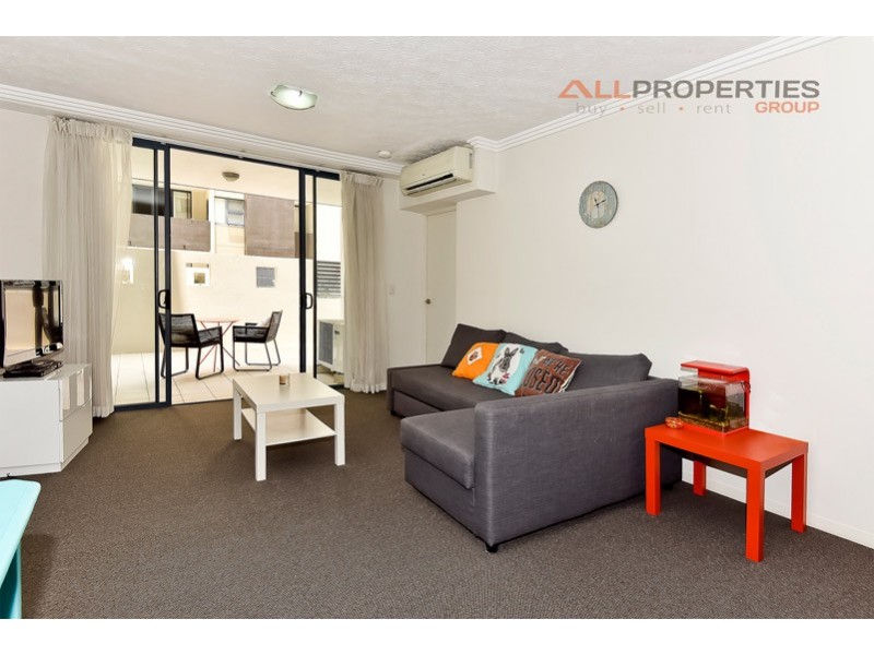 304/803 Stanley St, Woolloongabba QLD 4102