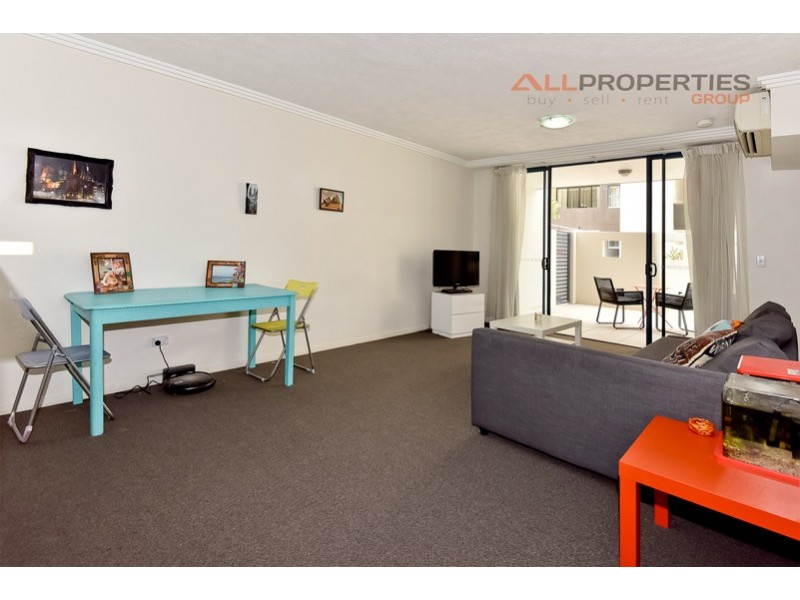 304/803 Stanley St, Woolloongabba QLD 4102