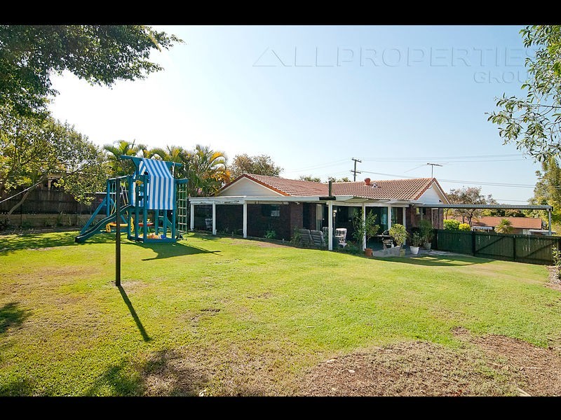 13 Dorachus Drive, Regents Park QLD 4118