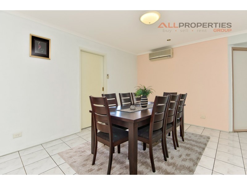 55 Flinders Cr, Forest Lake QLD 4078