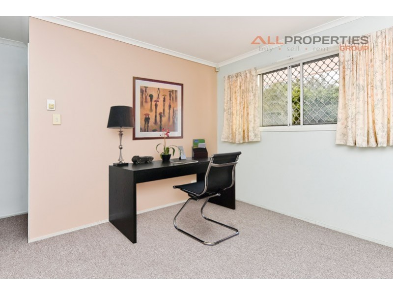 55 Flinders Cr, Forest Lake QLD 4078