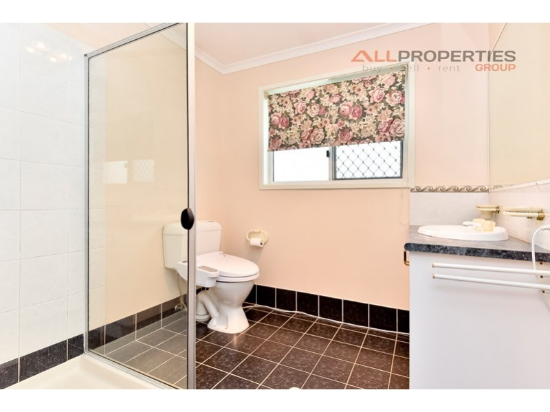 55 Flinders Cr, Forest Lake QLD 4078