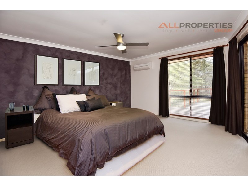 454 Bellbird Dr, Greenbank QLD 4124