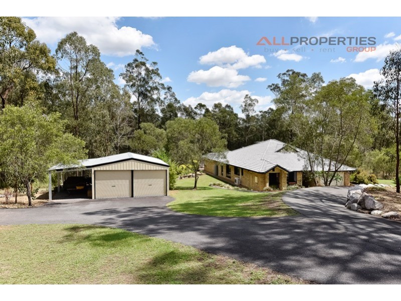 454 Bellbird Dr, Greenbank QLD 4124