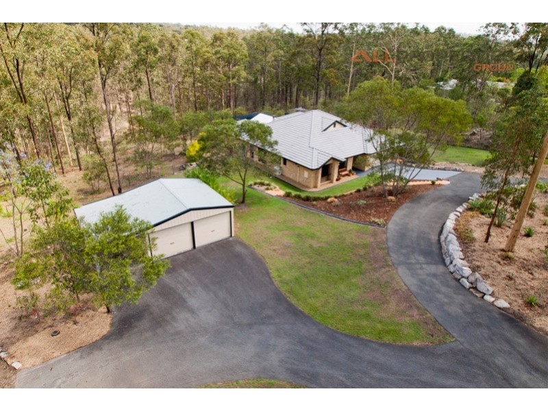 454 Bellbird Dr, Greenbank QLD 4124