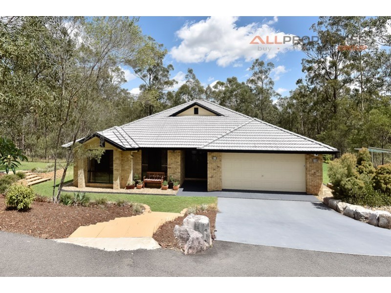 454 Bellbird Dr, Greenbank QLD 4124