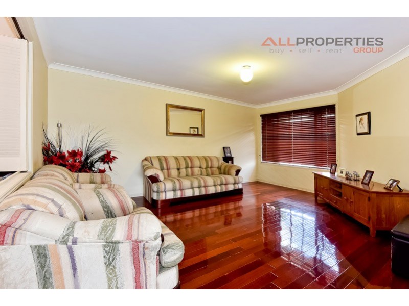 26 Weranga Place, Parkinson QLD 4115