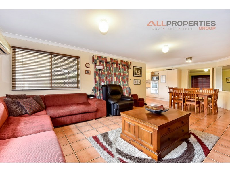 26 Weranga Place, Parkinson QLD 4115