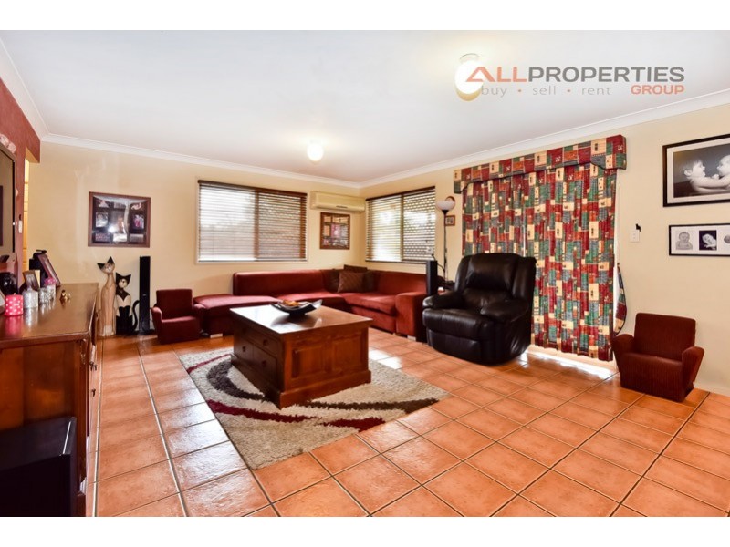 26 Weranga Place, Parkinson QLD 4115