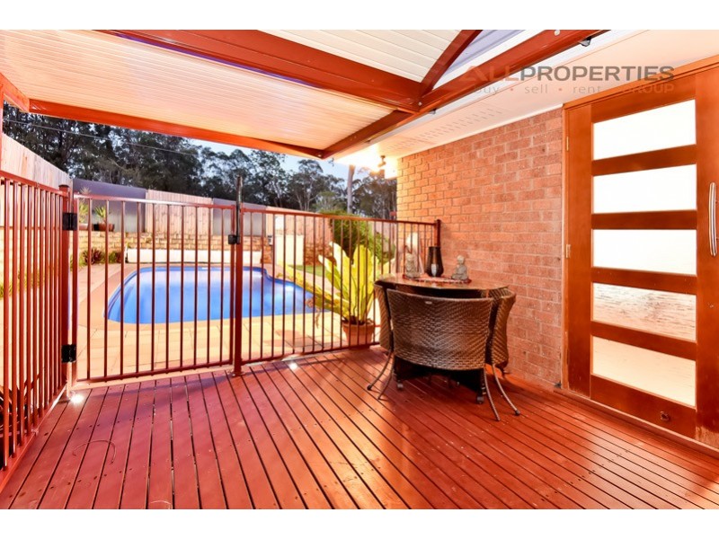 1 OLIVIA CT, Regents Park QLD 4118