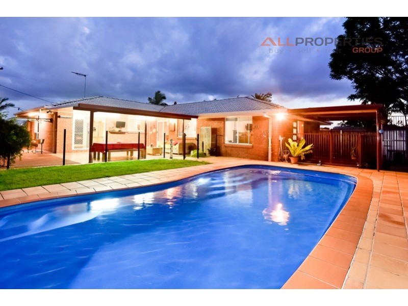 1 OLIVIA CT, Regents Park QLD 4118