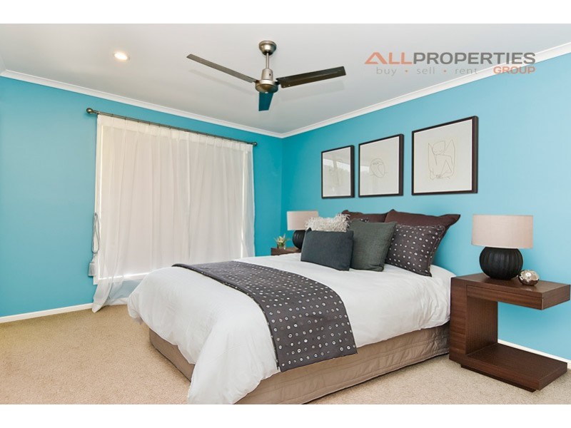 27 Anesbury St, Doolandella QLD 4077