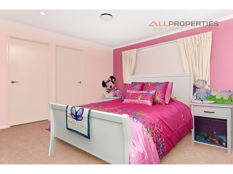 27 Anesbury St, Doolandella QLD 4077